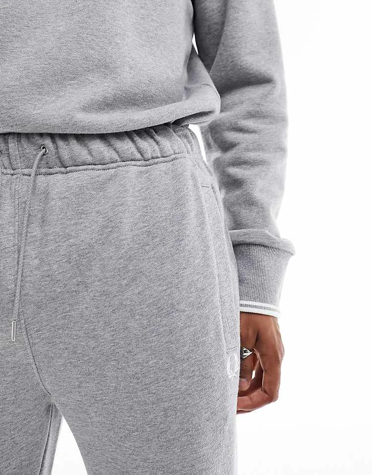 Fred Perry Loopback Sweatpants In Grey For Men 5 Fred Perry Loopback Sweatpants In Grey For Men - Image 3