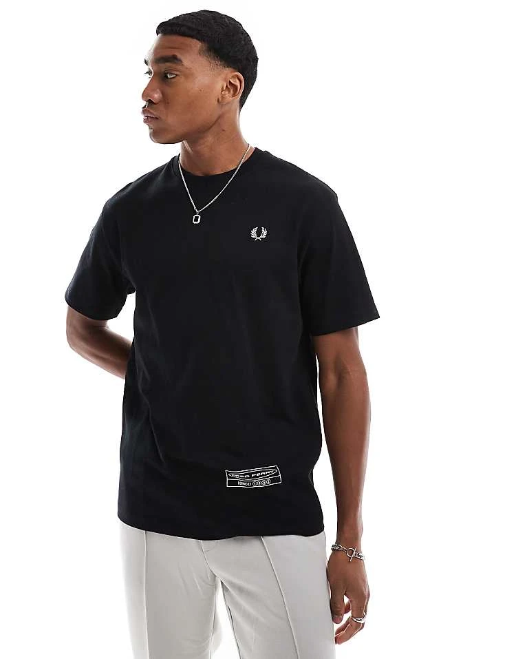 Fred Perry Oversized T-shirt In Black With Crowd Back Print For Men 4 Fred Perry Oversized T-shirt In Black With Crowd Back Print For Men - Image 2