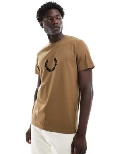 Fred Perry T-shirt In Brown With Flocked Laurel Wreath For Men
