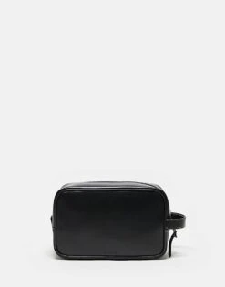 Fred Perry Leather Washbag In Black For Men -Modish Men Wear 207017236 3