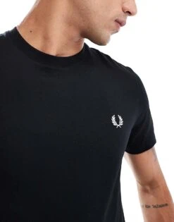 Fred Perry T-shirt In Black With Vertical Logo Back Print For Men 10 Fred Perry T-shirt In Black With Vertical Logo Back Print For Men -Modish Men Wear 207457387 4