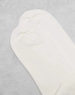 Fred Perry Jacquard Logo Socks In White For Men -Modish Men Wear 207458897 3