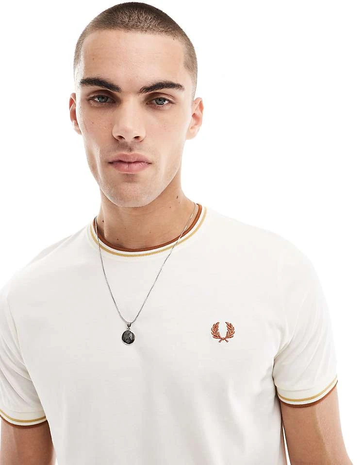 Fred Perry Twin Tipped T-shirt In Off White For Men 7 Fred Perry Twin Tipped T-shirt In Off White For Men - Image 5