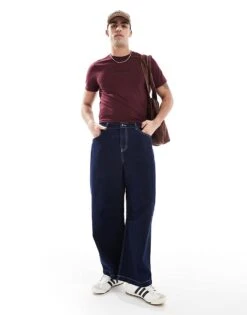 Fred Perry Embroidered T-shirt In Burgundy For Men -Modish Men Wear 208006334 3