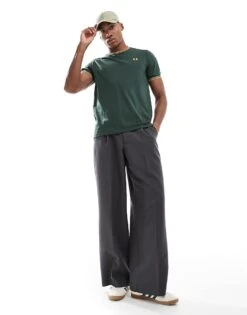 Fred Perry Twin Tipped T-shirt In Dark Green For Men -Modish Men Wear 208006525 3